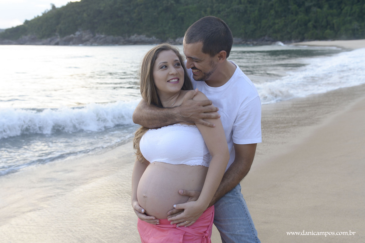dani campos fotografia ensaio gestante na praia gravida na praia fotografos no litoral maternidade