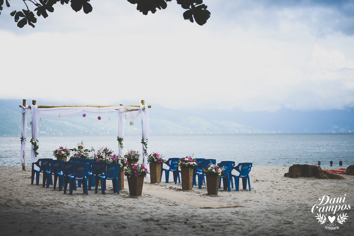 casar na praia,casar litoral, pedra da freira, casamento pé na areia, fotografo de casamento litoral ens,pre wedding, fotografo caragua,casamento caraguatatuba,sao sebastiao, ubatuba,