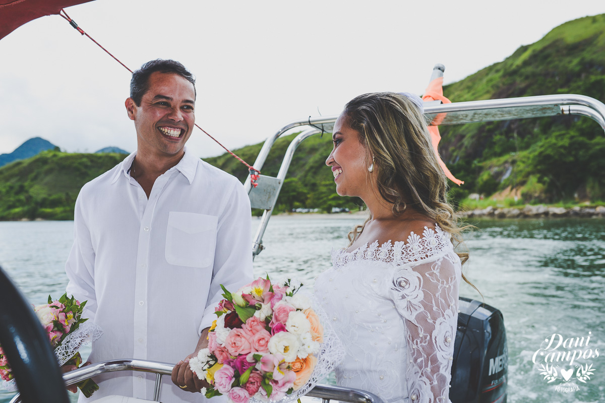 casar na praia,casar litoral, pedra da freira, casamento pé na areia, fotografo de casamento litoral ens,pre wedding, fotografo caragua,casamento caraguatatuba,sao sebastiao, ubatuba,