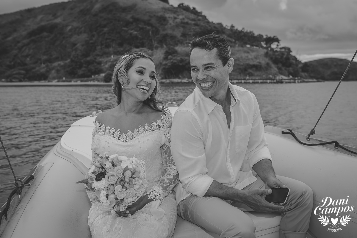 casar na praia,casar litoral, pedra da freira, casamento pé na areia, fotografo de casamento litoral ens,pre wedding, fotografo caragua,casamento caraguatatuba,sao sebastiao, ubatuba,