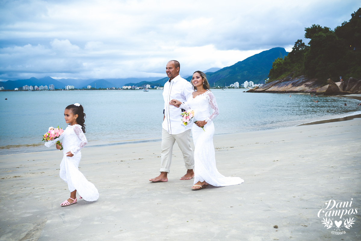 casar na praia,casar litoral, pedra da freira, casamento pé na areia, fotografo de casamento litoral ens,pre wedding, fotografo caragua,casamento caraguatatuba,sao sebastiao, ubatuba,