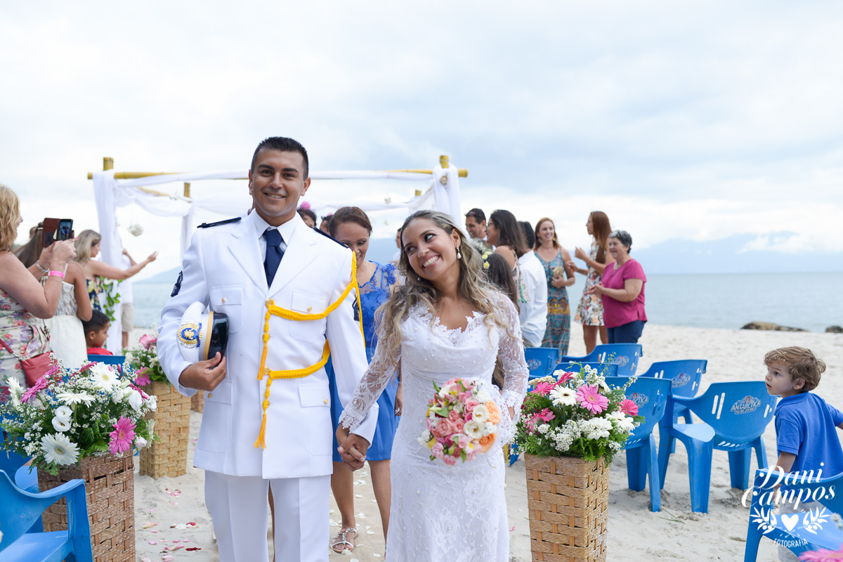 casar na praia,casar litoral, pedra da freira, casamento pé na areia, fotografo de casamento litoral ens,pre wedding, fotografo caragua,casamento caraguatatuba,sao sebastiao, ubatuba,