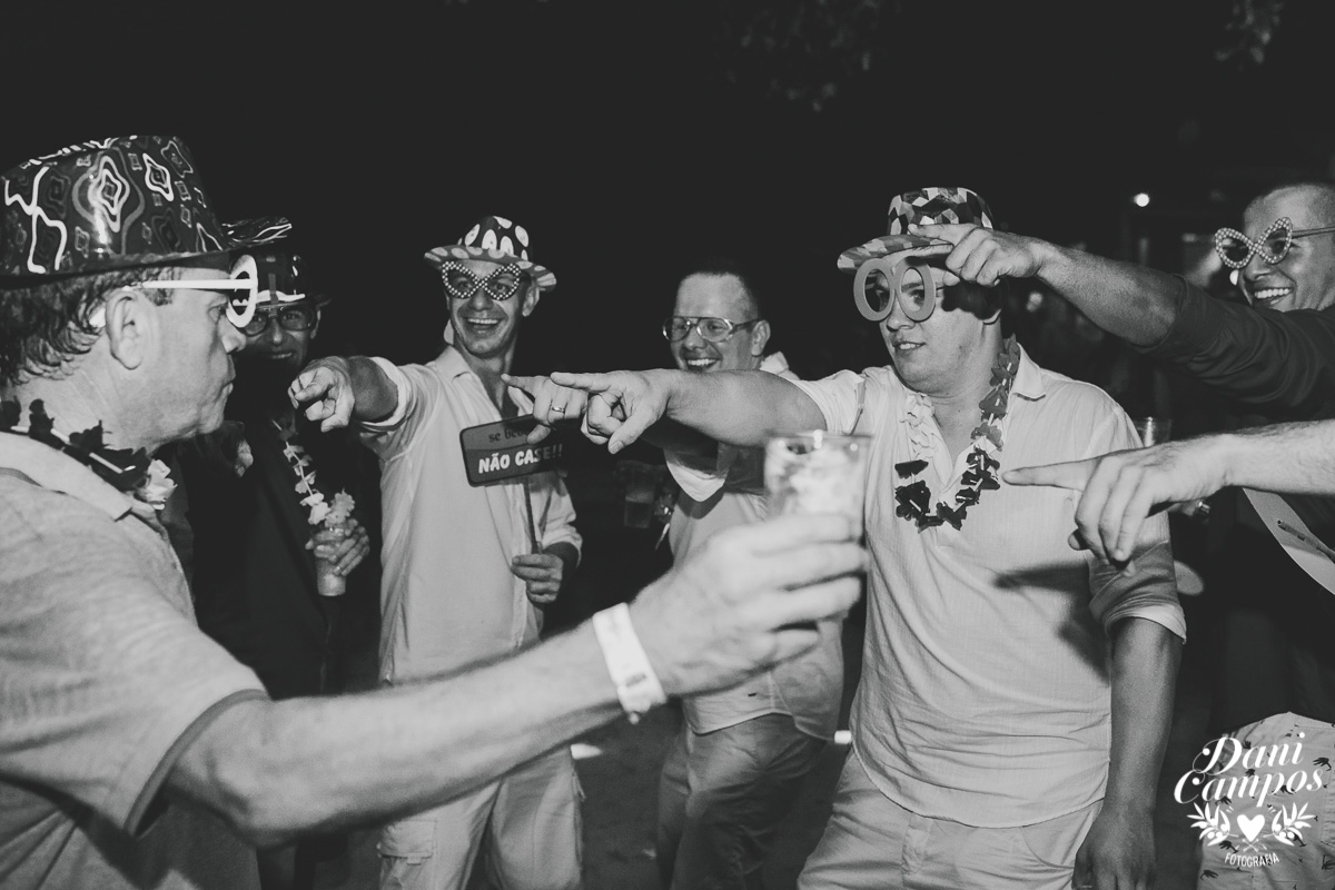 casar na praia,casar litoral, pedra da freira, casamento pé na areia, fotografo de casamento litoral ens,pre wedding, fotografo caragua,casamento caraguatatuba,sao sebastiao, ubatuba,