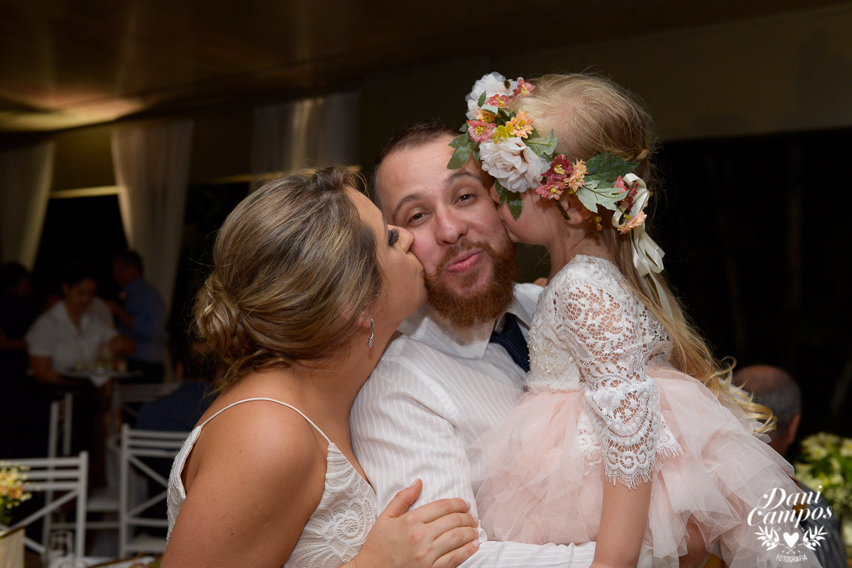 casamento na praia casar de dia casar na praia noiva decoração de casamento fotografo no litoral dani campos fotografia