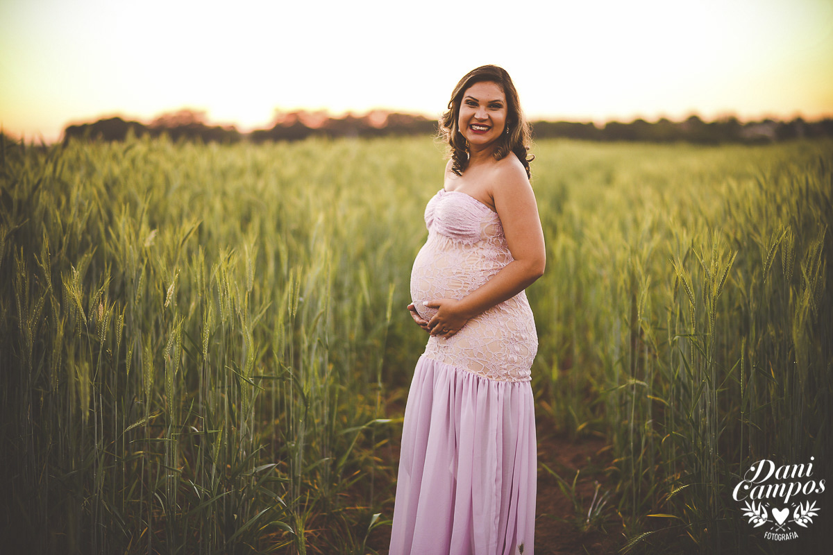 fotografia gestante maternidade Holambra campo de girassois dani campos fotografia ensaio fotografico campo de trigo gravida mae de menina
