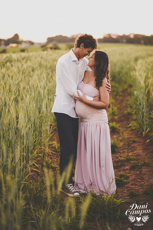 fotografia gestante maternidade Holambra campo de girassois dani campos fotografia ensaio fotografico campo de trigo gravida mae de menina