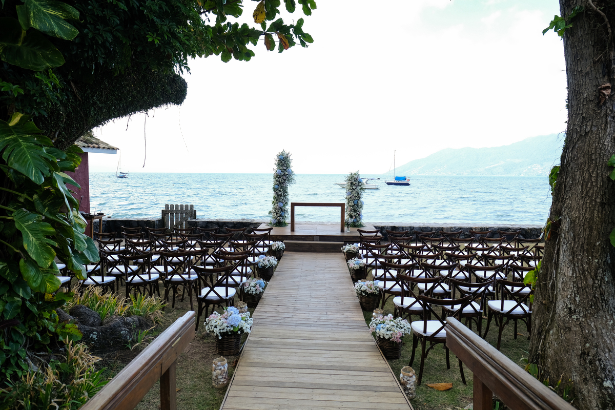 oto de casamento noiva noivo fotografo no litoral dani campos fotografia e video casar na ilha 
