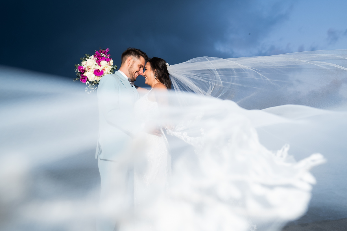 oto de casamento noiva noivo fotografo no litoral dani campos fotografia e video casar na ilha 
