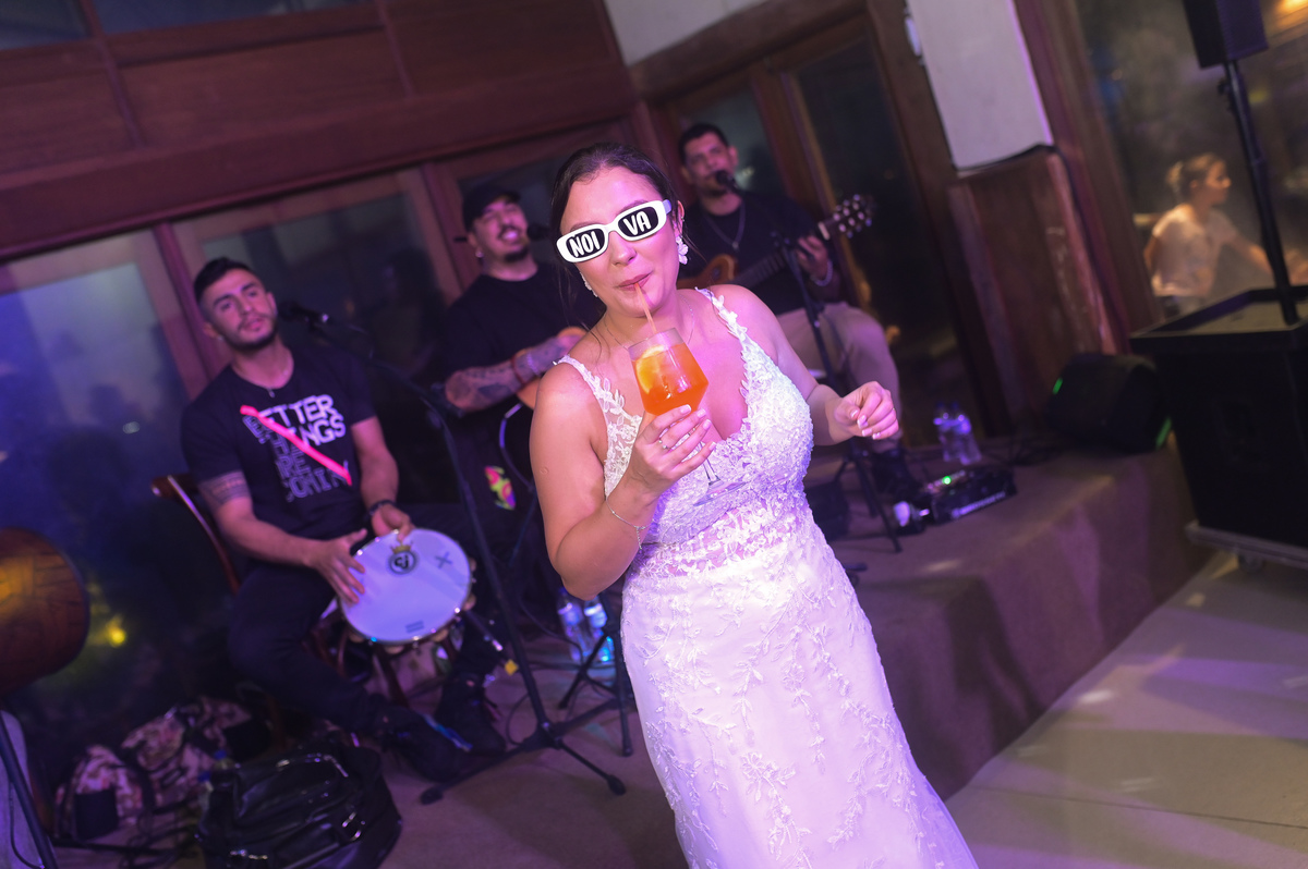 oto de casamento noiva noivo fotografo no litoral dani campos fotografia e video casar na ilha 