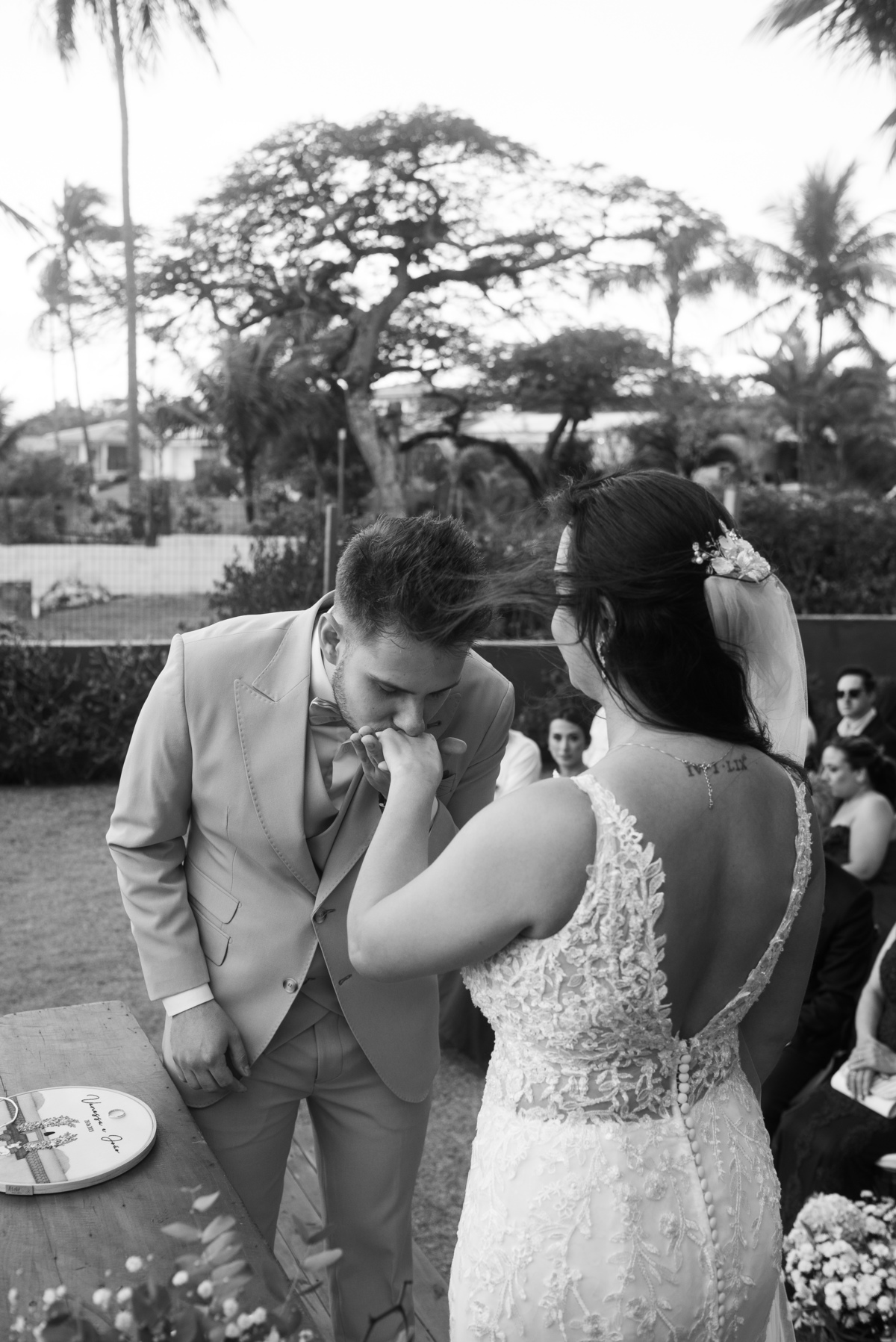 oto de casamento noiva noivo fotografo no litoral dani campos fotografia e video casar na ilha 