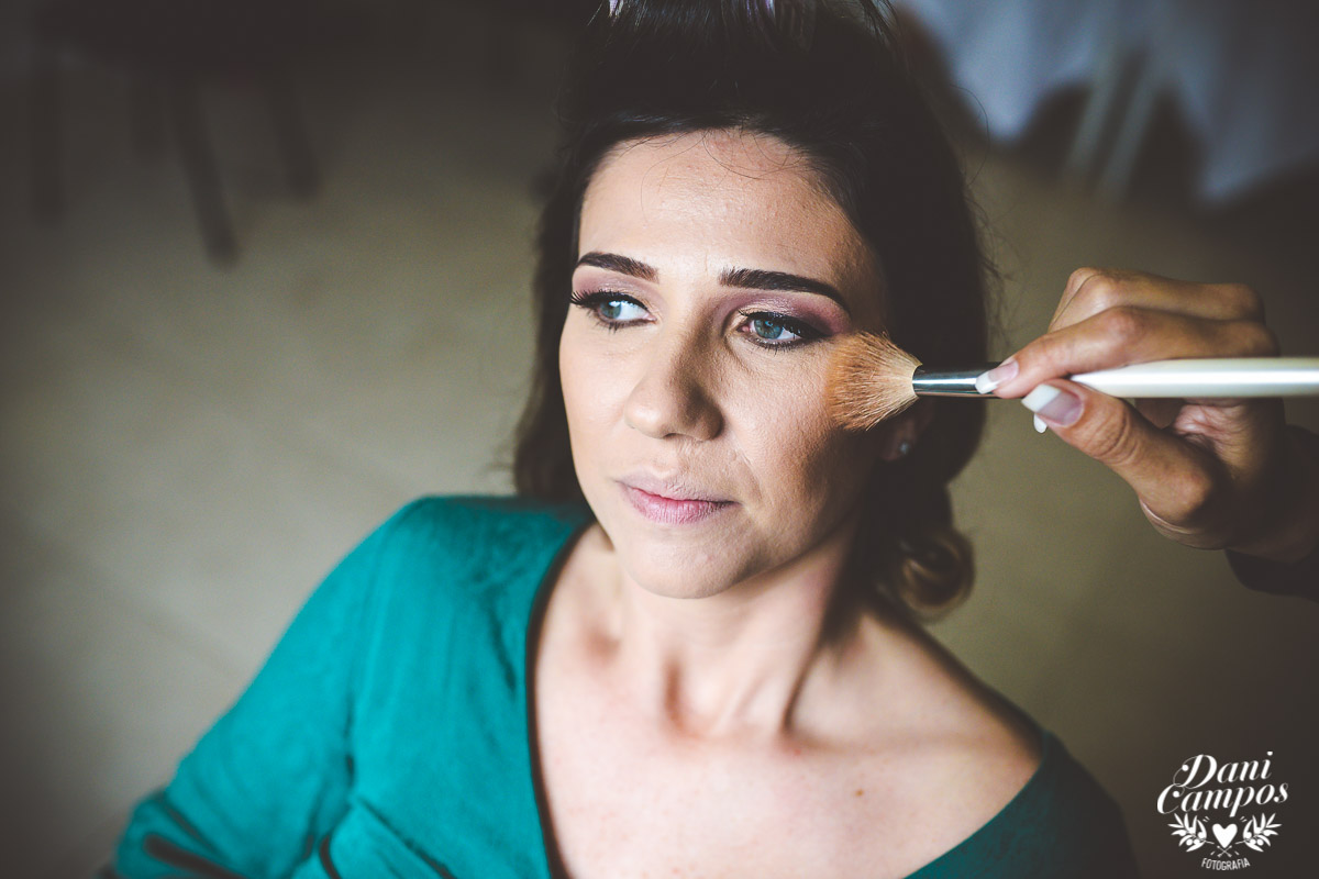 casamento na praia casar de dia fotografia de casamento noiva noivo casamento pé na areia fotografos no litoral dani campos fotografia vestido de noiva