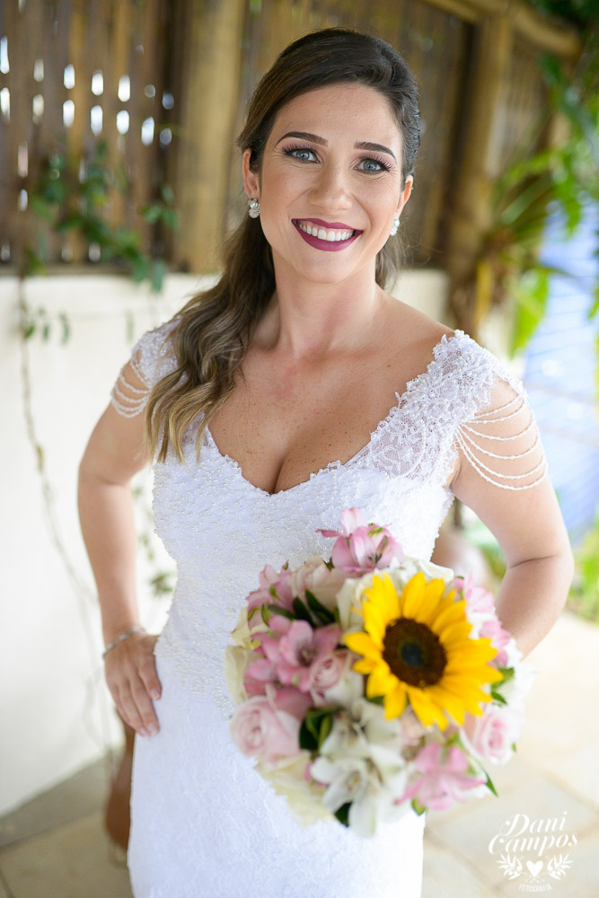 casamento na praia casar de dia fotografia de casamento noiva noivo casamento pé na areia fotografos no litoral dani campos fotografia vestido de noiva