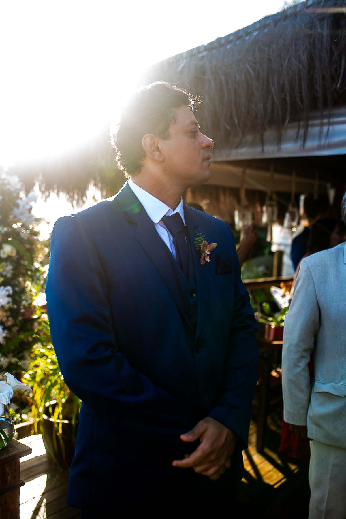 Casar na praia casando na Ilhabela casar de dia fotógrafo de casamento wedding day dia de casar fotógrafo no litoral noiva vestido de noiva madrinhas casamento na praia