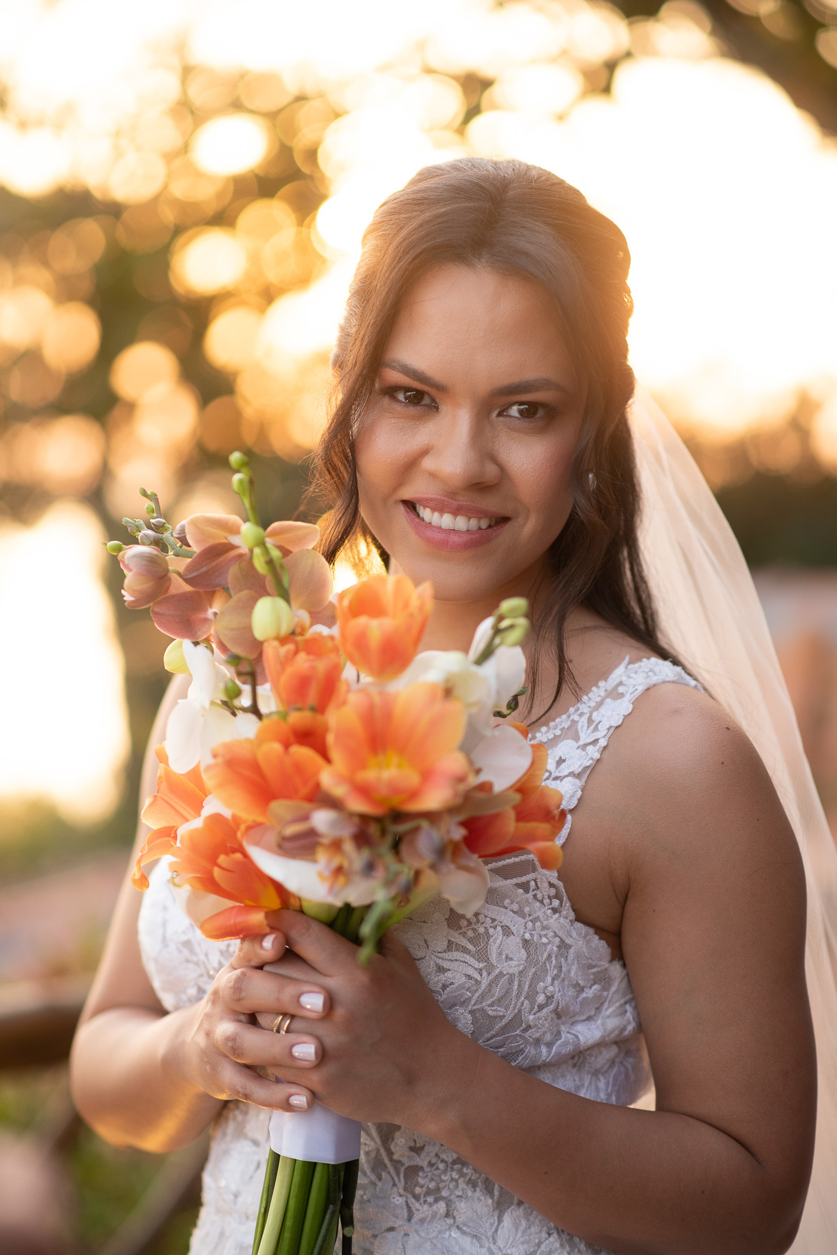 Casar na praia casando na Ilhabela casar de dia fotógrafo de casamento wedding day dia de casar fotógrafo no litoral noiva vestido de noiva madrinhas casamento na praia