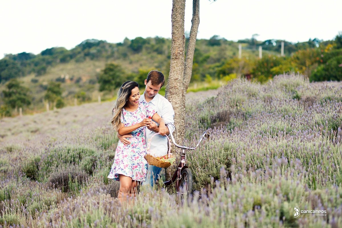 pre wedding, fotografo casamento, lavandario em cunha, ensaio lavandario, ensaio retro, pre casamento, fotografo caraguatatuba-sp, noiva,noivo, trash the dress em cunha