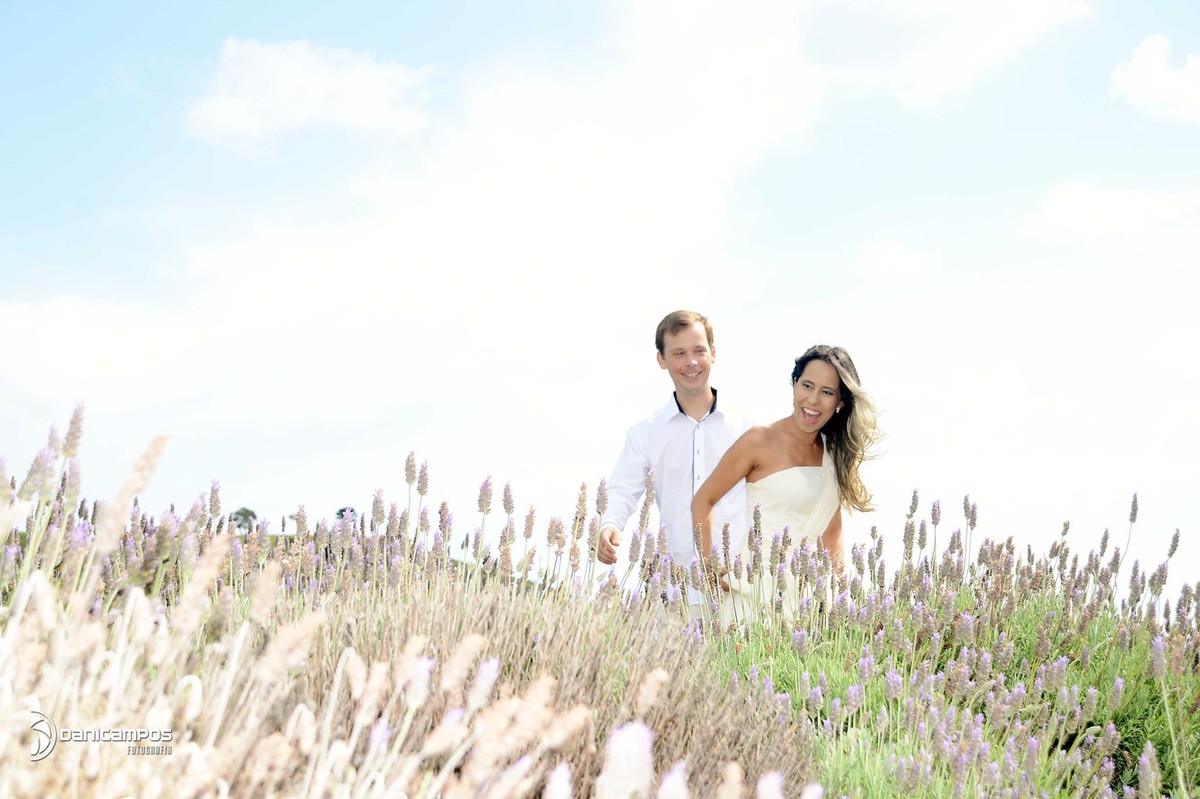 pre wedding, fotografo casamento, lavandario em cunha, ensaio lavandario, ensaio retro, pre casamento, fotografo caraguatatuba-sp, noiva,noivo, trash the dress em cunha