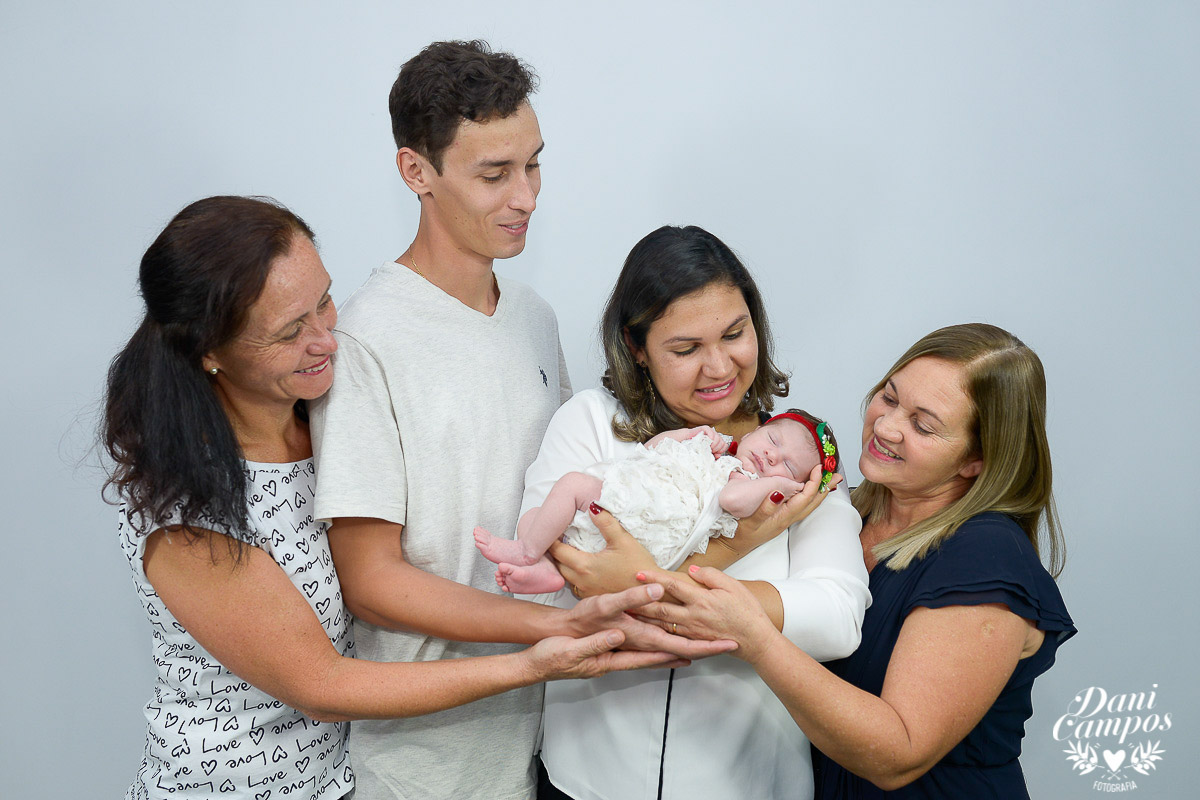 newborn fotografia newborn menina maternidade dani campos fotografia