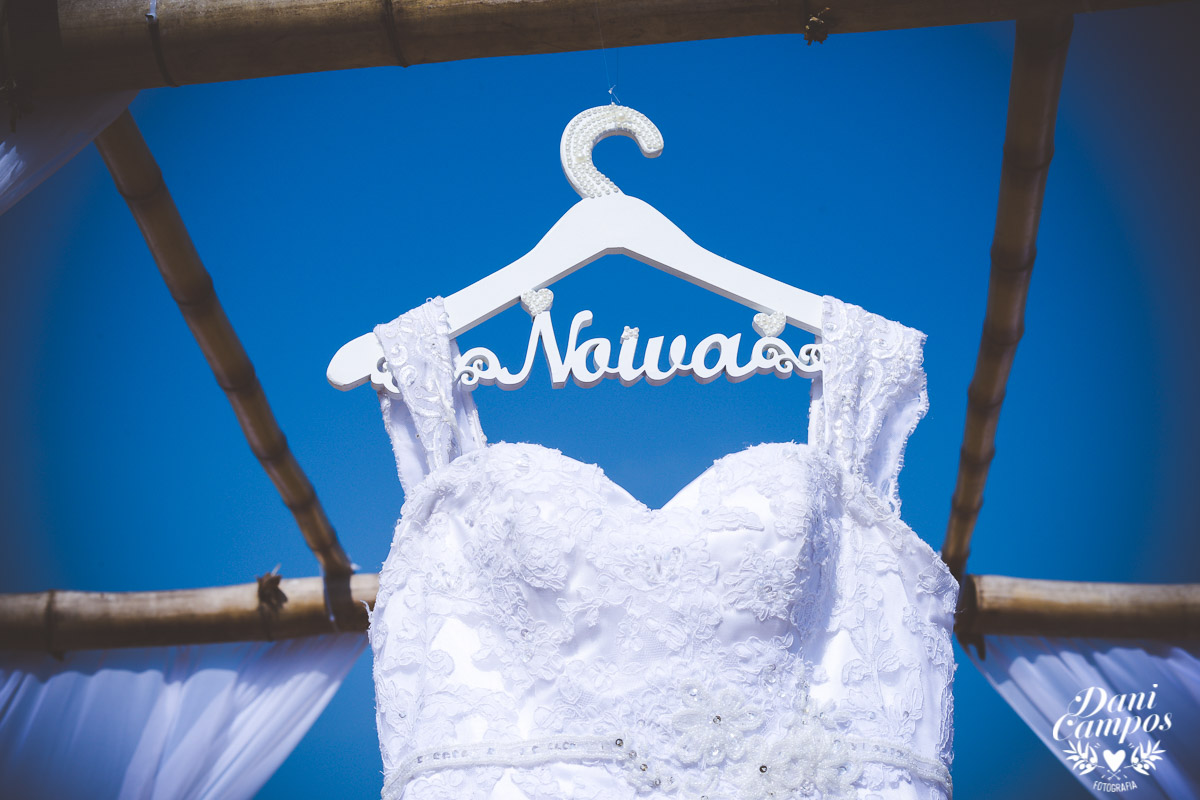 casamento na praia casar de dia fotografos no litoral caraguatuba ilha bela noiva noivo casar de dia casamento pe na areia