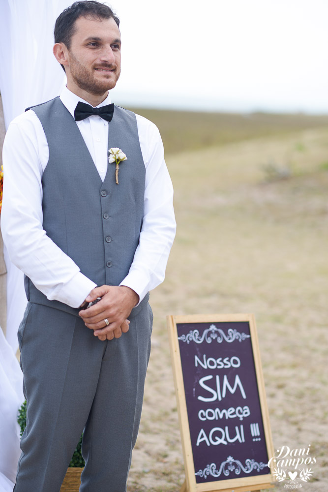 casamento na praia casar de dia fotografos no litoral caraguatuba ilha bela noiva noivo casar de dia casamento pe na areia
