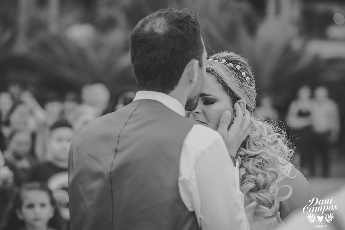 casamento na praia casar de dia fotografos no litoral caraguatuba ilha bela noiva noivo casar de dia casamento pe na areia