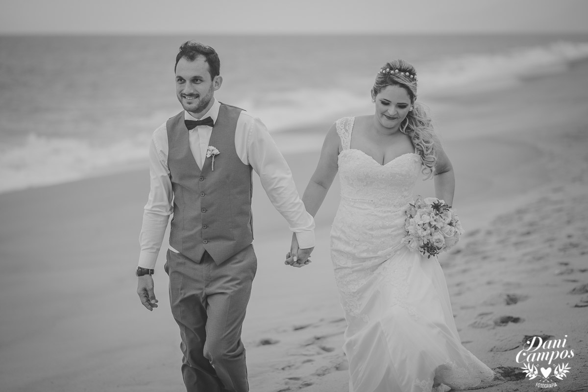 casamento na praia casar de dia fotografos no litoral caraguatuba ilha bela noiva noivo casar de dia casamento pe na areia