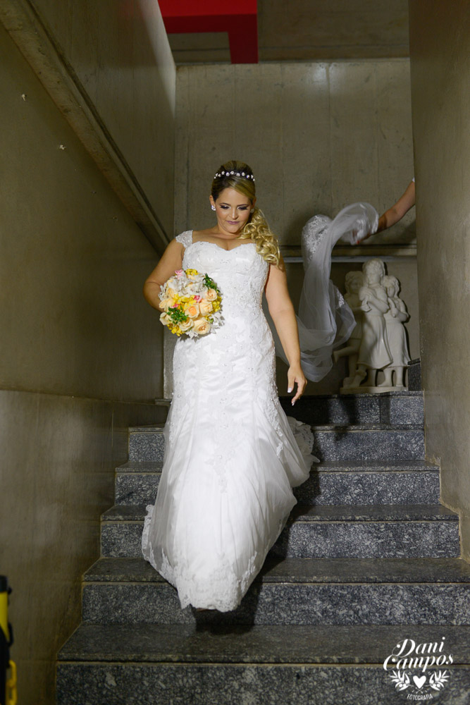 casamento na praia casar de dia fotografos no litoral caraguatuba ilha bela noiva noivo casar de dia casamento pe na areia