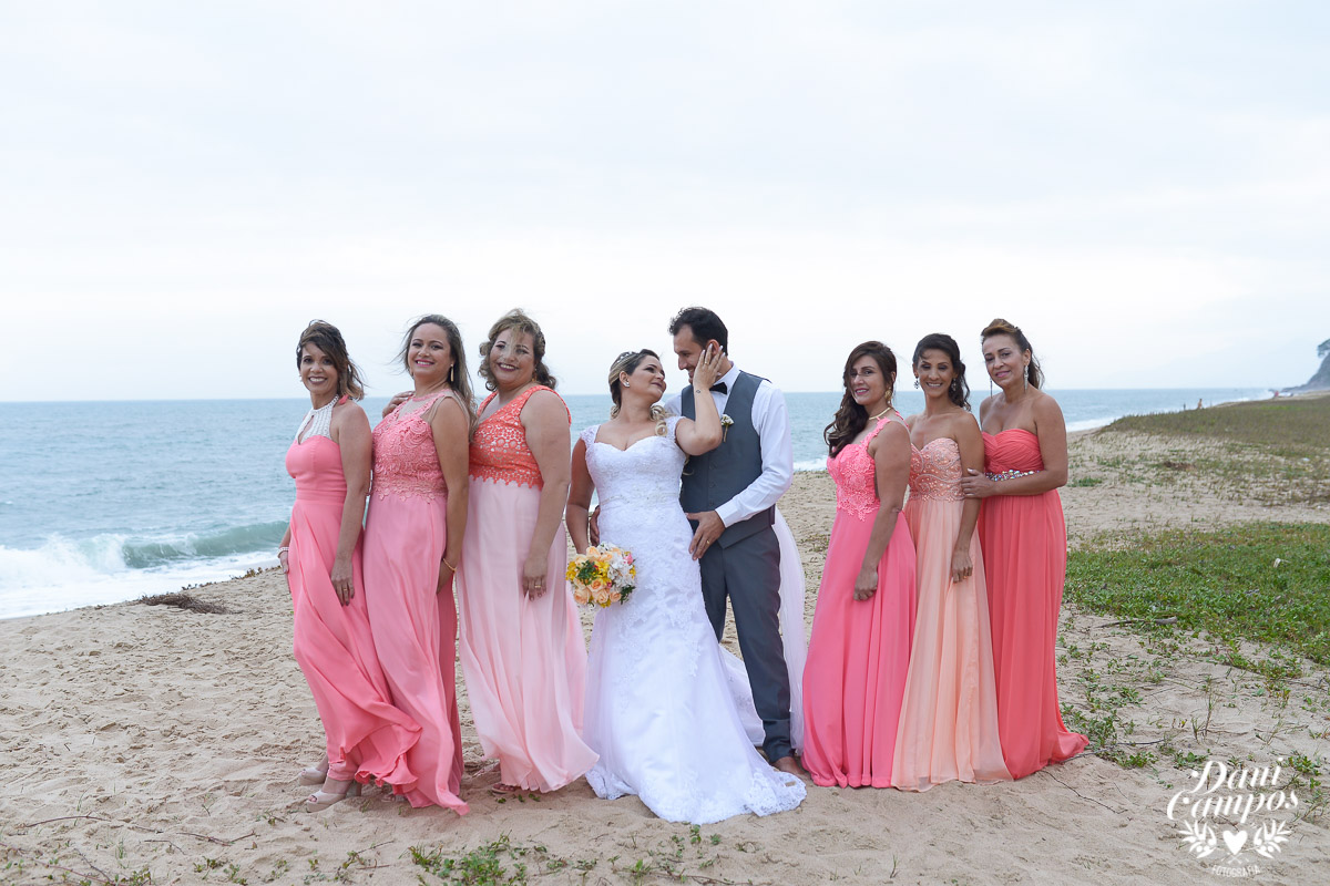 casamento na praia casar de dia fotografos no litoral caraguatuba ilha bela noiva noivo casar de dia casamento pe na areia