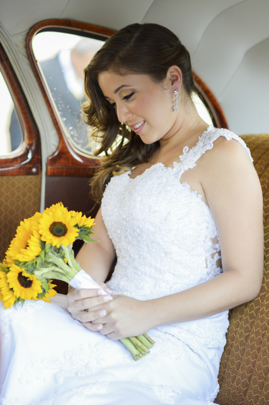 dani campos fotografa, fotografo de casamento, noiva , fotos making of da noiva, making of do noivo, fotos vestidos de noiva, terno, igreja matriz sao sebastiao - sp, fotografo litoral norte sao paulo, casamento de dia, casamento igreja, chuva de arroz, f