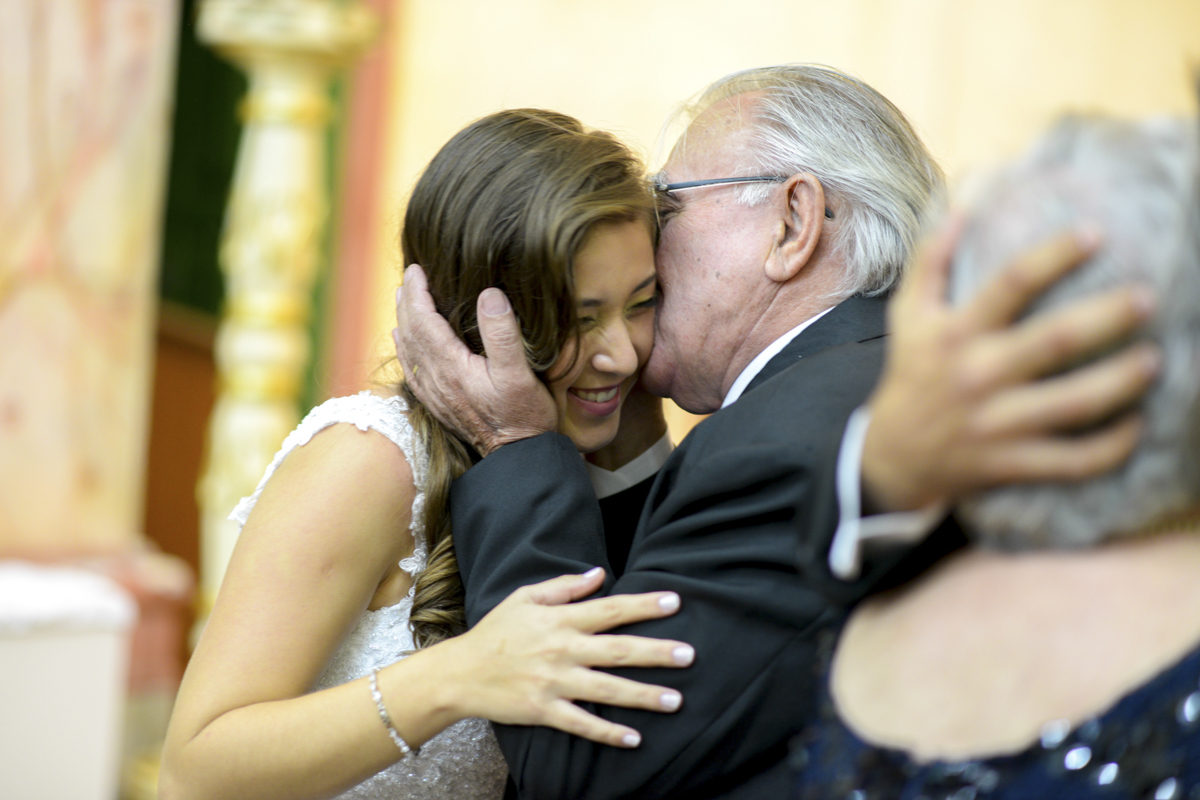 dani campos fotografa, fotografo de casamento, noiva , fotos making of da noiva, making of do noivo, fotos vestidos de noiva, terno, igreja matriz sao sebastiao - sp, fotografo litoral norte sao paulo, casamento de dia, casamento igreja, chuva de arroz, f