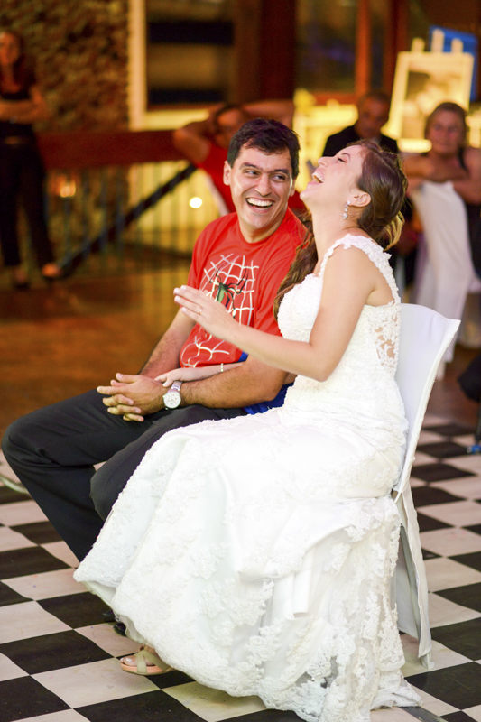 dani campos fotografa, fotografo de casamento, noiva , fotos making of da noiva, making of do noivo, fotos vestidos de noiva, terno, igreja matriz sao sebastiao - sp, fotografo litoral norte sao paulo, casamento de dia, casamento igreja, chuva de arroz, f