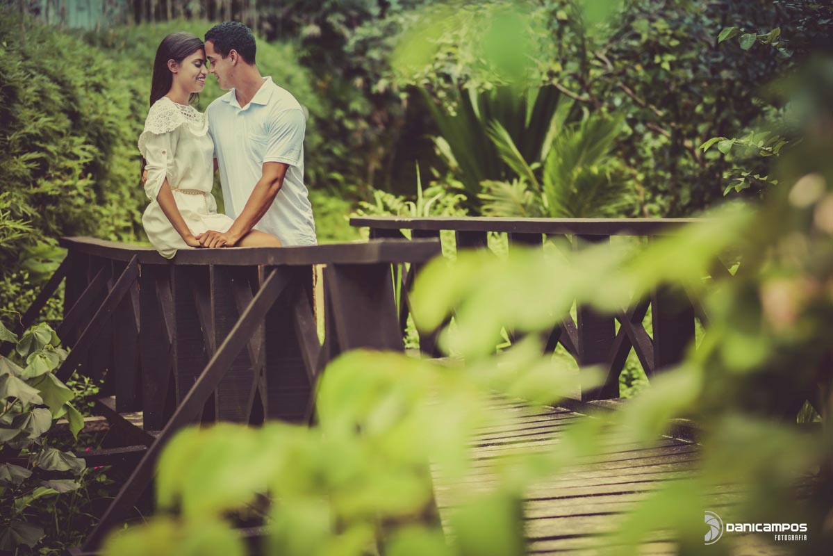 dani campos fotografa, fotografo de casamento, noiva , fotos making of da noiva, making of do noivo, fotos vestidos de noiva, terno, igreja matriz sao sebastiao - sp, fotografo litoral norte sao paulo, casamento de dia, casamento igreja, chuva de arroz, f