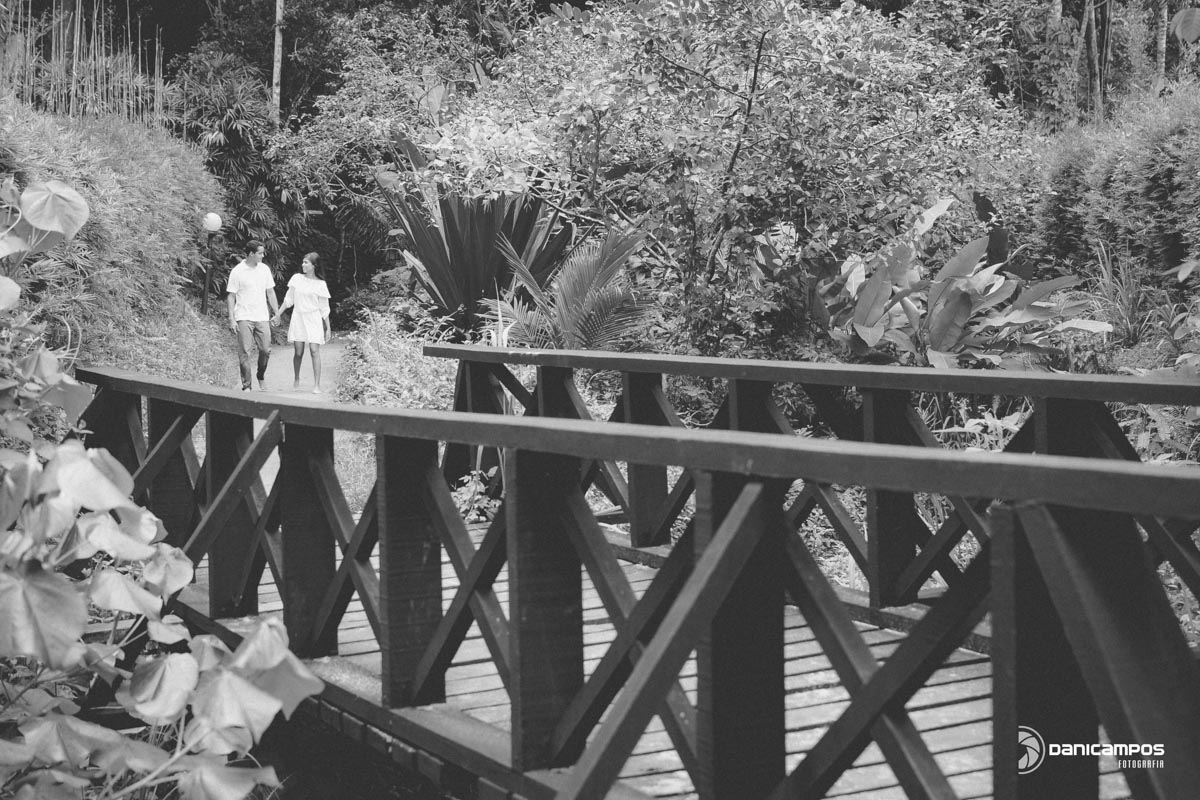 dani campos fotografa, fotografo de casamento, noiva , fotos making of da noiva, making of do noivo, fotos vestidos de noiva, terno, igreja matriz sao sebastiao - sp, fotografo litoral norte sao paulo, casamento de dia, casamento igreja, chuva de arroz, f