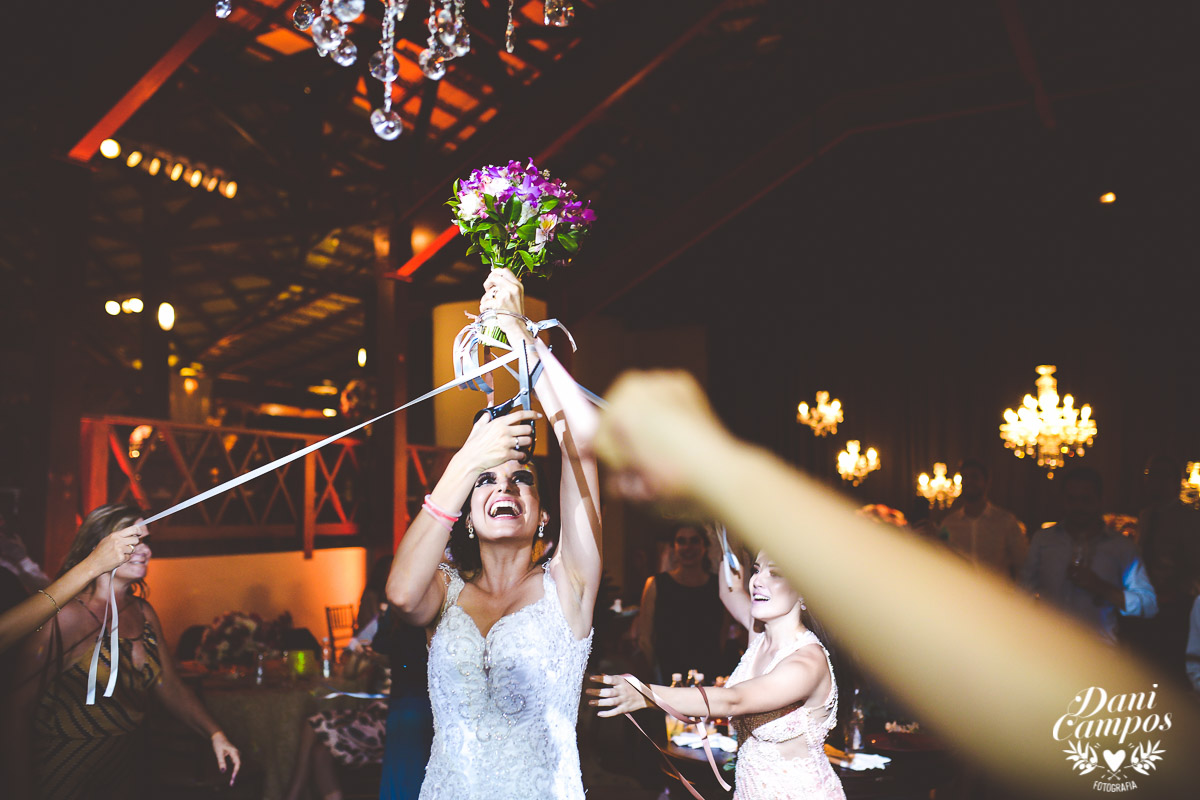 casamento no campo fotografia de casamento fotografos no litoral dani campos fotografica recanto santa barbara jambeiro litoral norte fotografia wedding noiva noivo making of