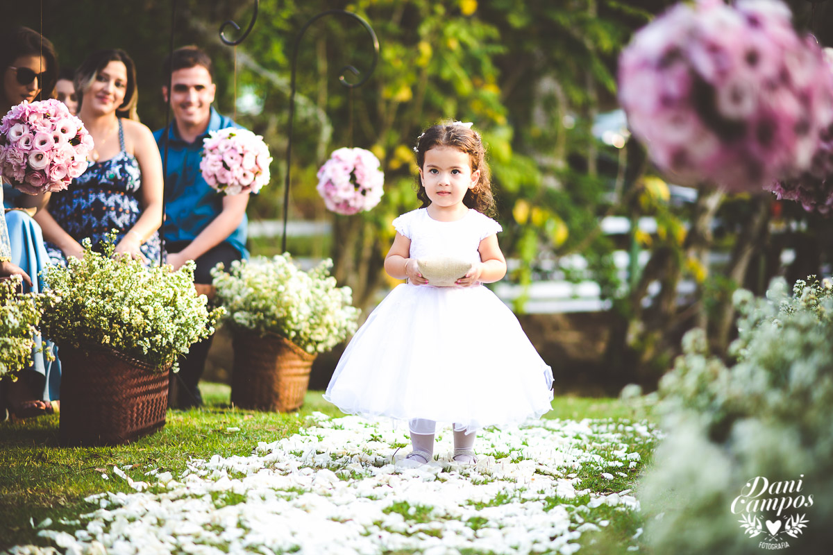 casamento no campo fotografia de casamento fotografos no litoral dani campos fotografica recanto santa barbara jambeiro litoral norte fotografia wedding noiva noivo making of