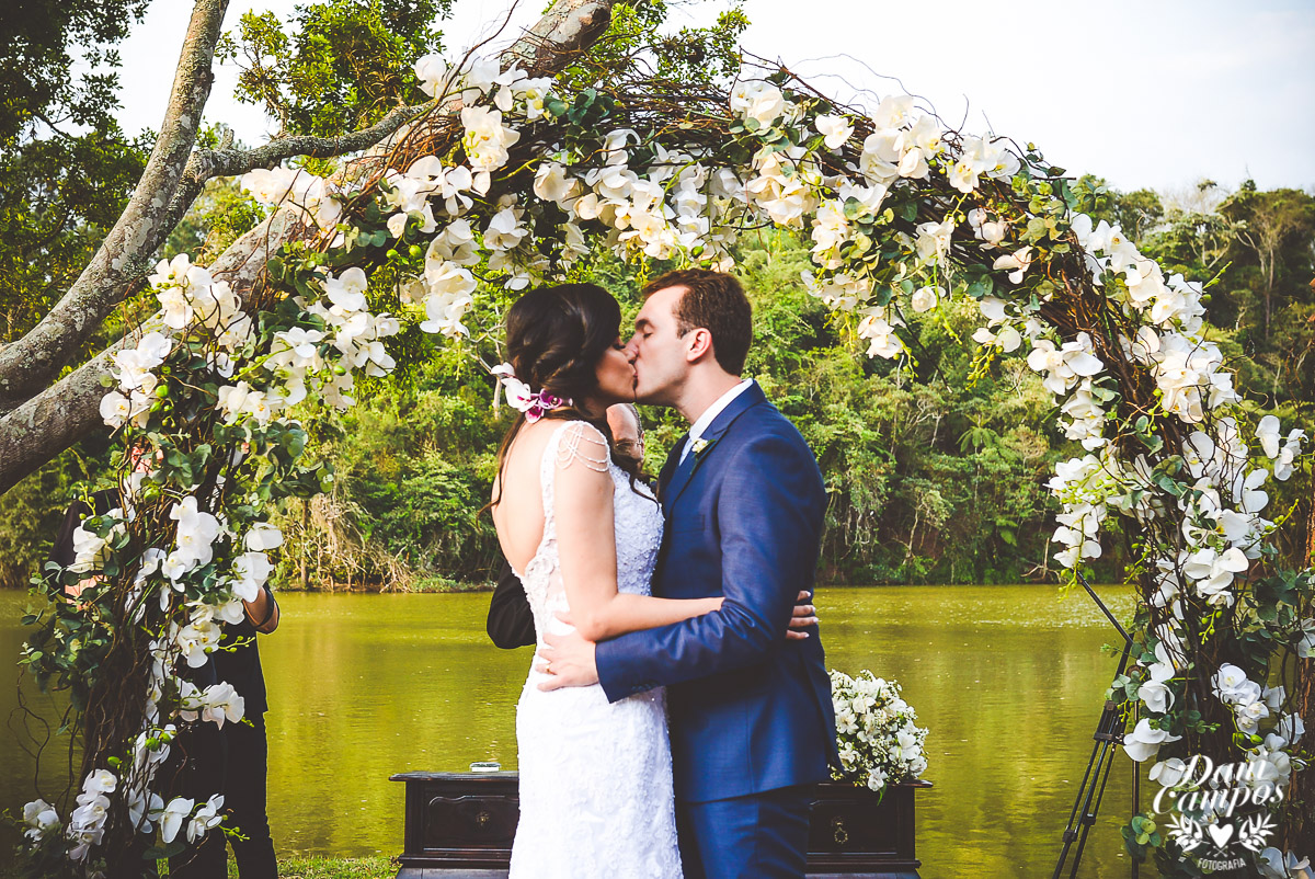 casamento no campo fotografia de casamento fotografos no litoral dani campos fotografica recanto santa barbara jambeiro litoral norte fotografia wedding noiva noivo making of