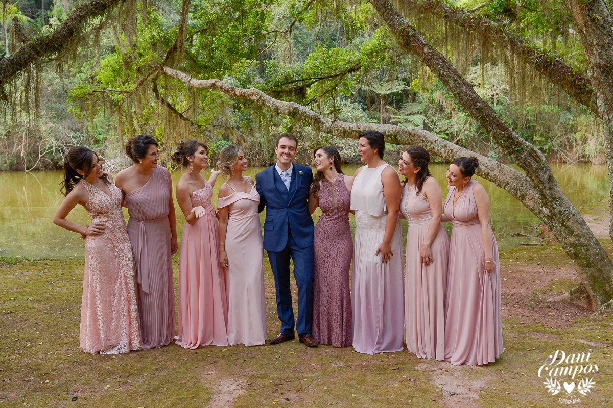 casamento no campo fotografia de casamento fotografos no litoral dani campos fotografica recanto santa barbara jambeiro litoral norte fotografia wedding noiva noivo making of madrinhas
