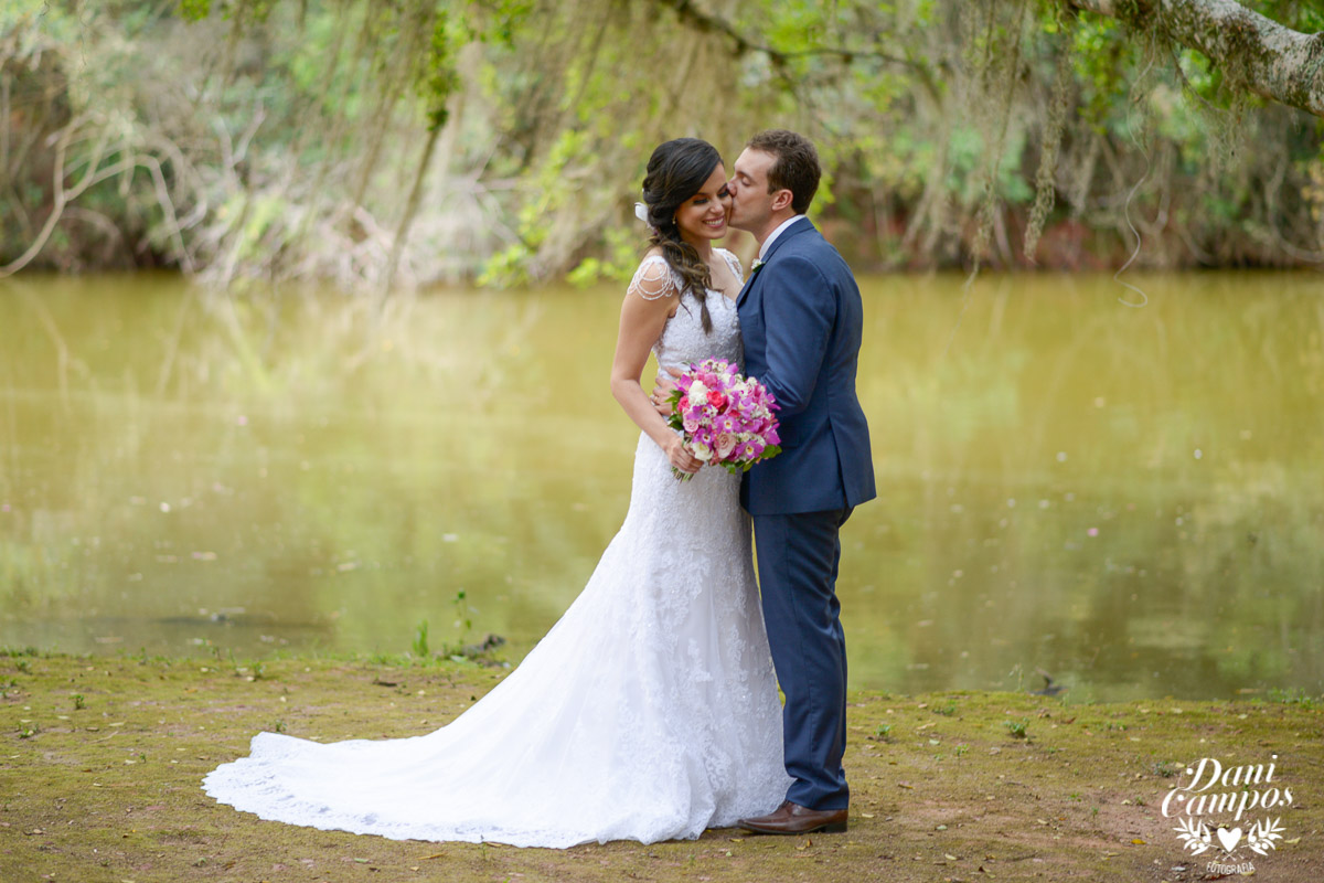 casamento no campo fotografia de casamento fotografos no litoral dani campos fotografica recanto santa barbara jambeiro litoral norte fotografia wedding noiva noivo making of