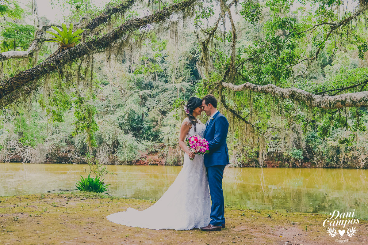 casamento no campo fotografia de casamento fotografos no litoral dani campos fotografica recanto santa barbara jambeiro litoral norte fotografia wedding noiva noivo making of
