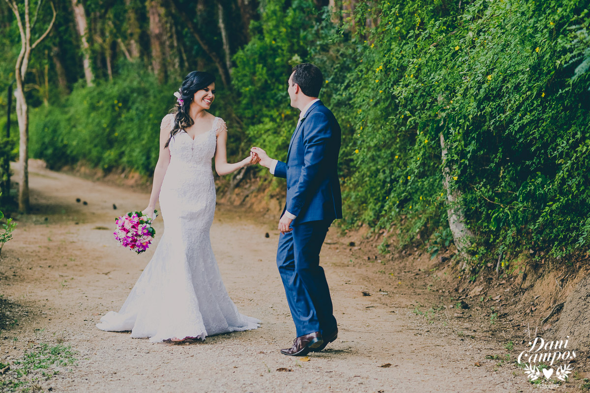 casamento no campo fotografia de casamento fotografos no litoral dani campos fotografica recanto santa barbara jambeiro litoral norte fotografia wedding noiva noivo making of