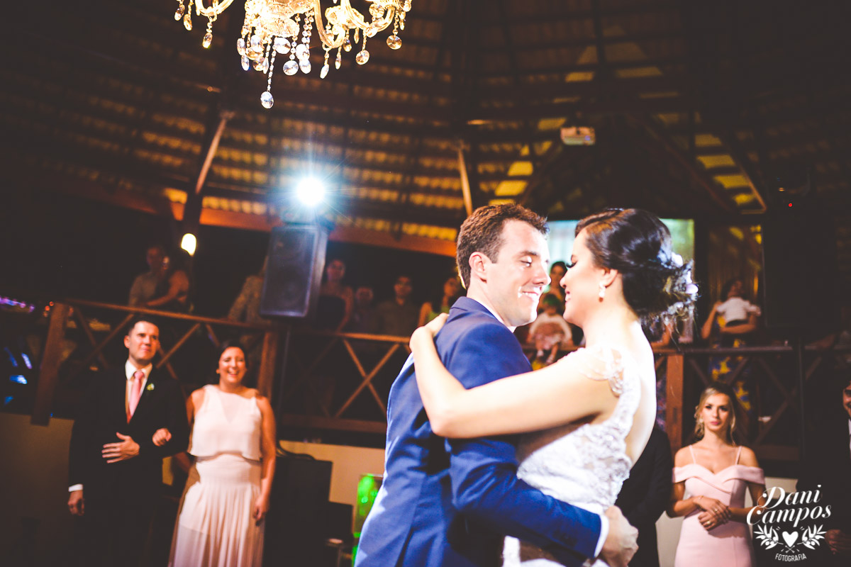 casamento no campo fotografia de casamento fotografos no litoral dani campos fotografica recanto santa barbara jambeiro litoral norte fotografia wedding noiva noivo making of