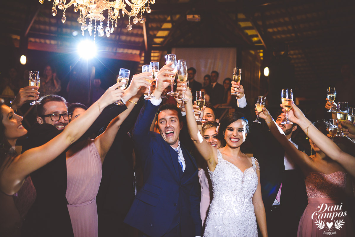 casamento no campo fotografia de casamento fotografos no litoral dani campos fotografica recanto santa barbara jambeiro litoral norte fotografia wedding noiva noivo making of