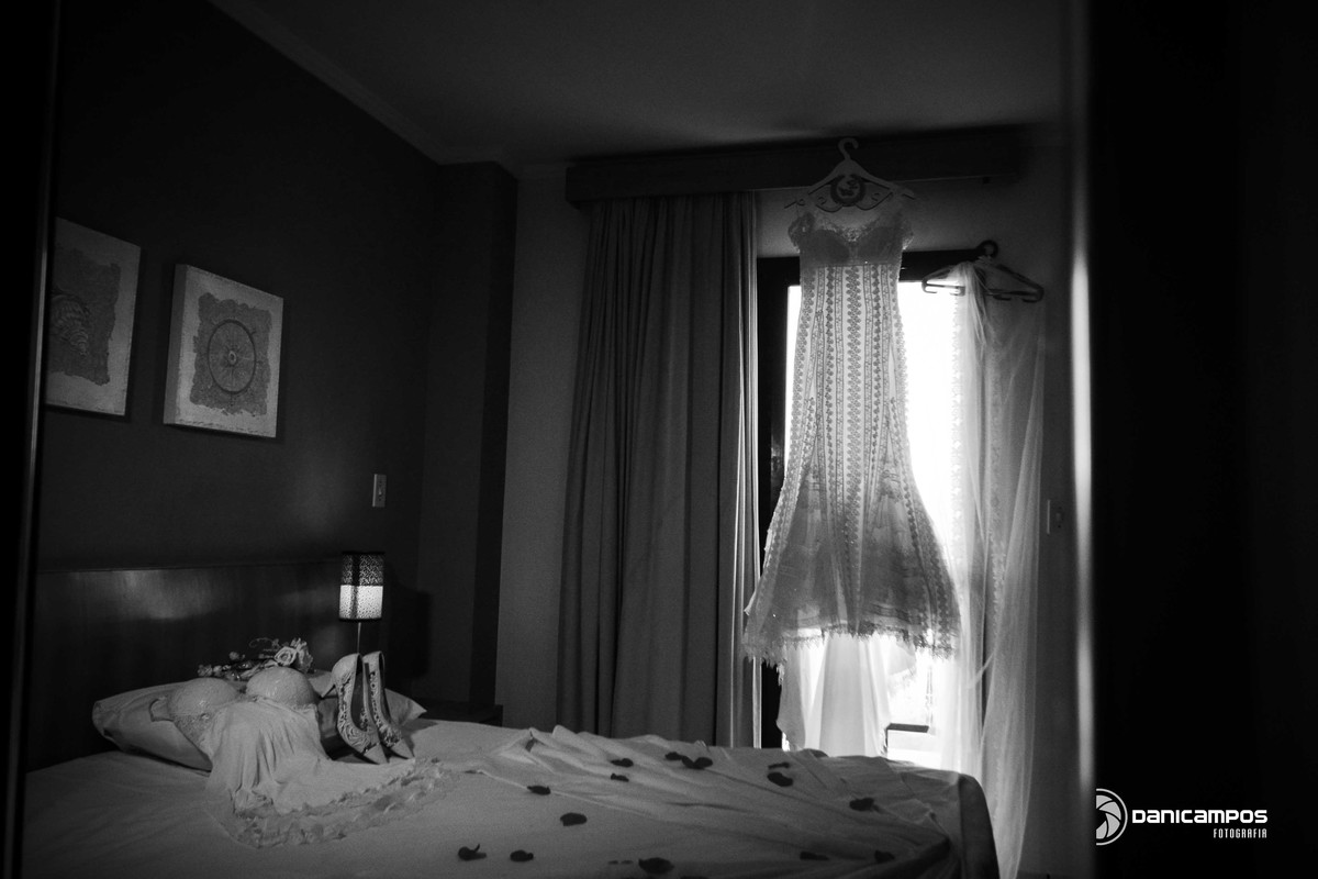 dani campos fotografia, fotografia de casamento, fotografos no litoral, noivas, casamento, casamento na praia, casamento na igreja, amor de noiva, vestidos de noivas, litoral de sao paulo, dia da noiva, caraguatatuba, sao sebastiao, ilhabela, casar de dia