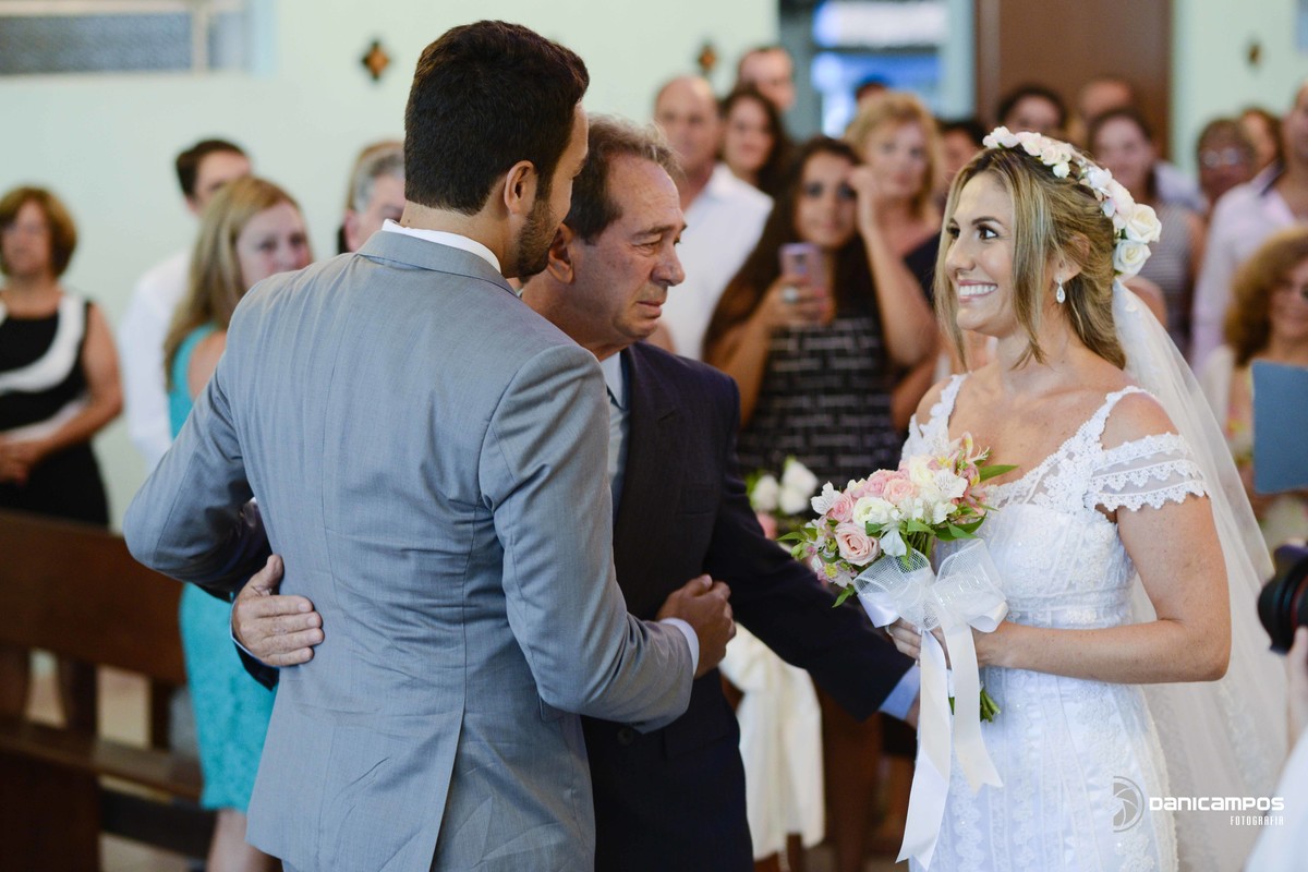 dani campos fotografia, fotografia de casamento, fotografos no litoral, noivas, casamento, casamento na praia, casamento na igreja, amor de noiva, vestidos de noivas, litoral de sao paulo, dia da noiva, caraguatatuba, sao sebastiao, ilhabela, casar de dia