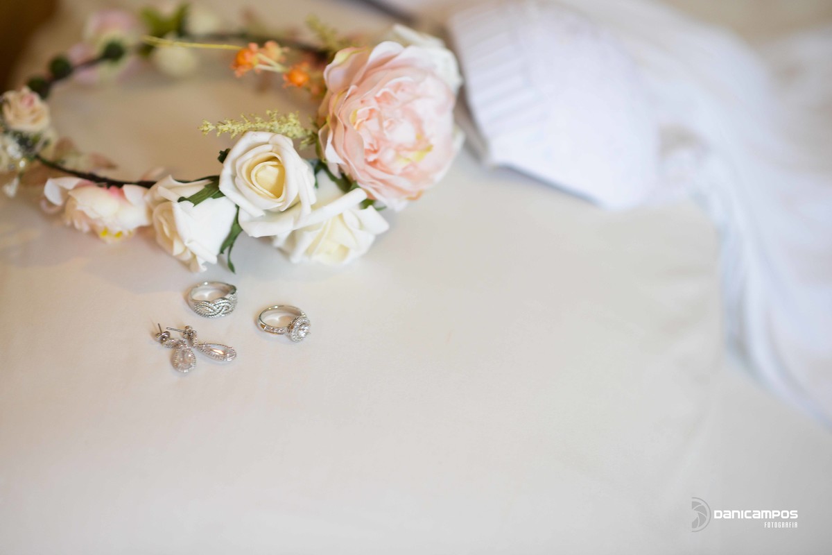 dani campos fotografia, fotografia de casamento, fotografos no litoral, noivas, casamento, casamento na praia, casamento na igreja, amor de noiva, vestidos de noivas, litoral de sao paulo, dia da noiva, caraguatatuba, sao sebastiao, ilhabela, casar de dia