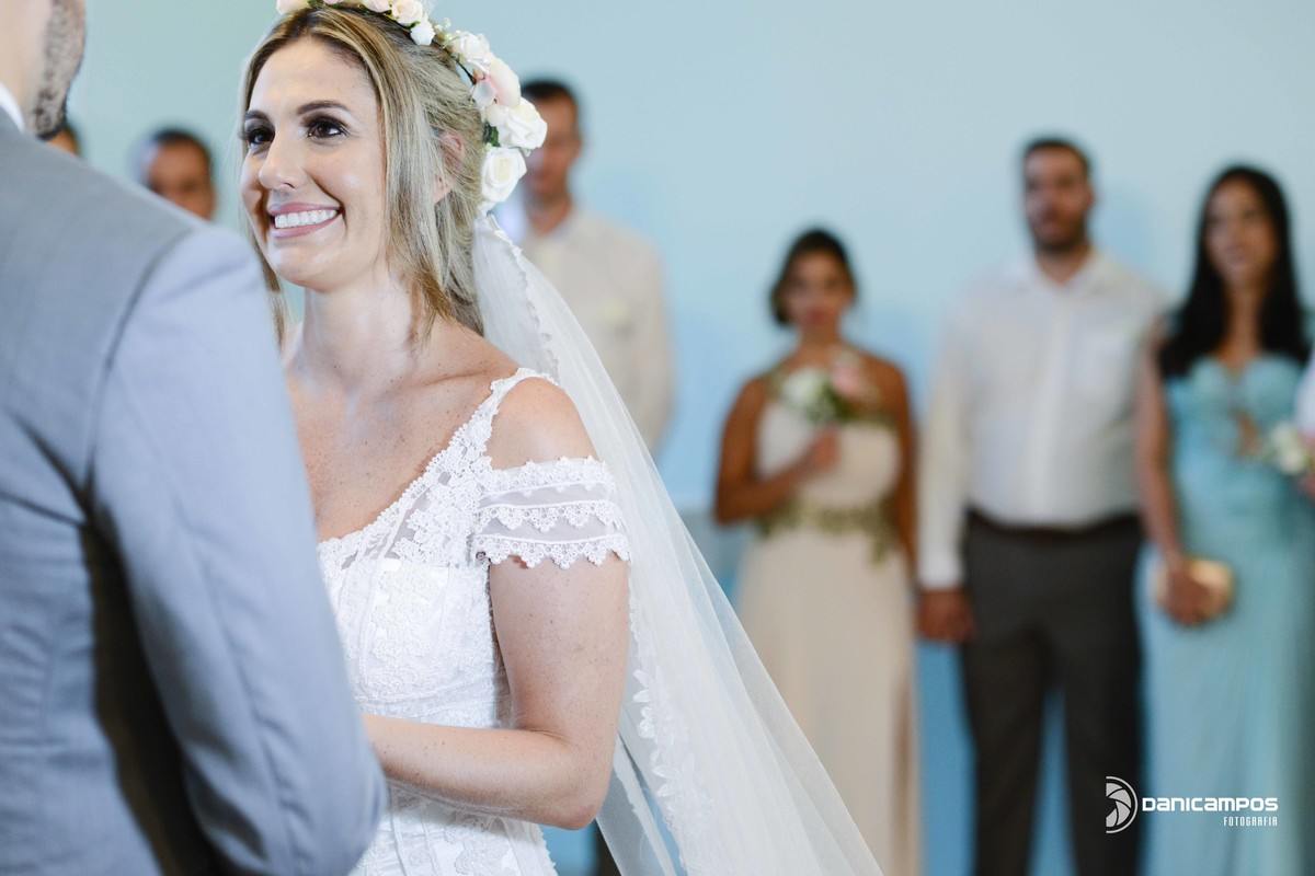 dani campos fotografia, fotografia de casamento, fotografos no litoral, noivas, casamento, casamento na praia, casamento na igreja, amor de noiva, vestidos de noivas, litoral de sao paulo, dia da noiva, caraguatatuba, sao sebastiao, ilhabela, casar de dia