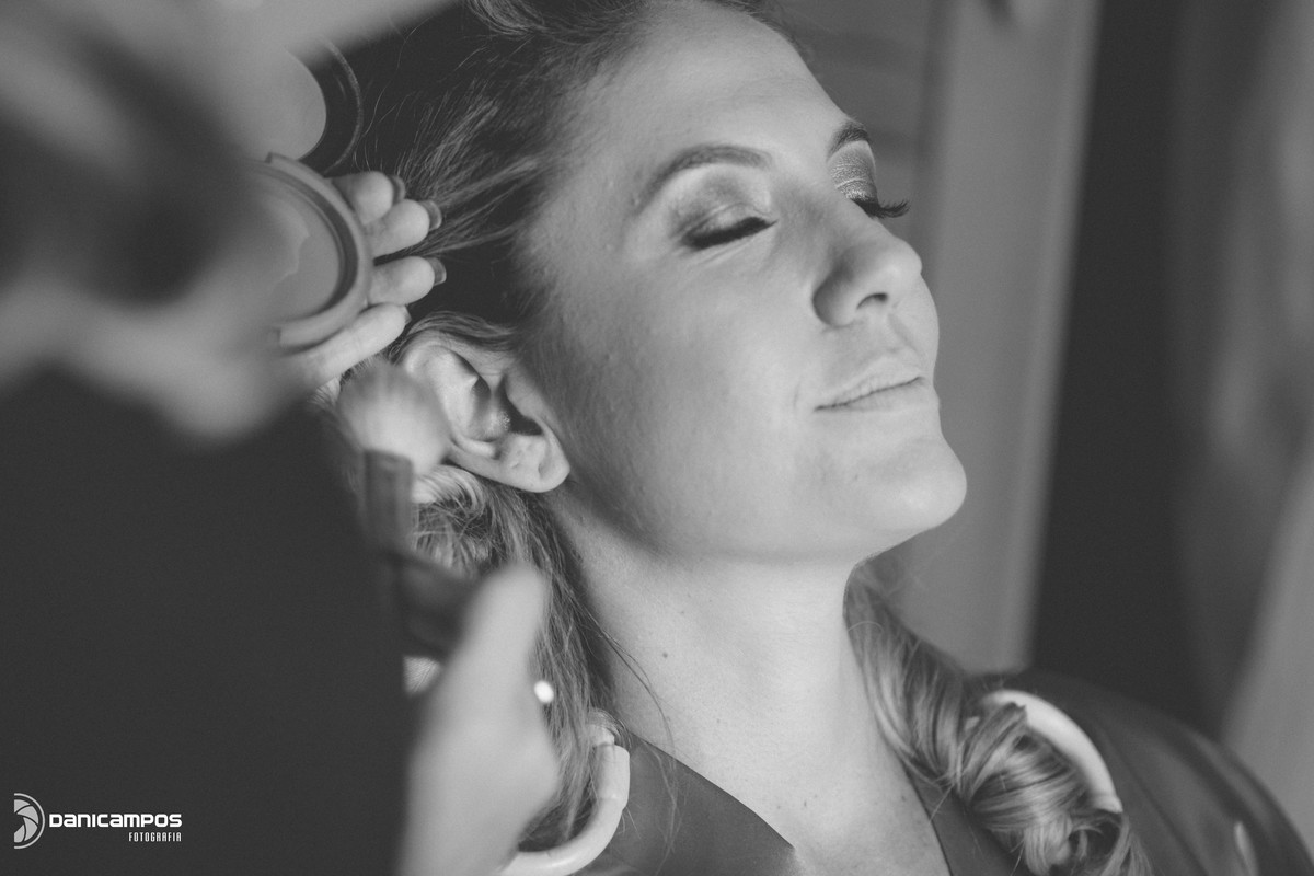 dani campos fotografia, fotografia de casamento, fotografos no litoral, noivas, casamento, casamento na praia, casamento na igreja, amor de noiva, vestidos de noivas, litoral de sao paulo, dia da noiva, caraguatatuba, sao sebastiao, ilhabela, casar de dia