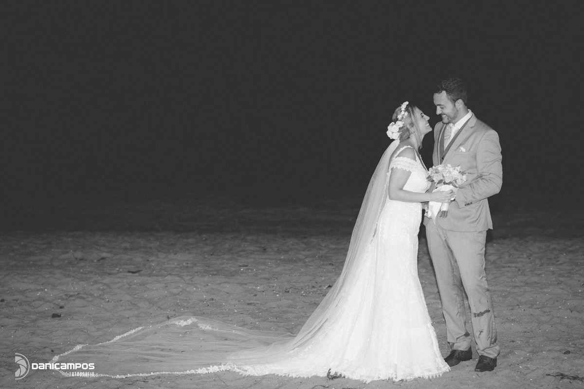 dani campos fotografia, fotografia de casamento, fotografos no litoral, noivas, casamento, casamento na praia, casamento na igreja, amor de noiva, vestidos de noivas, litoral de sao paulo, dia da noiva, caraguatatuba, sao sebastiao, ilhabela, casar de dia