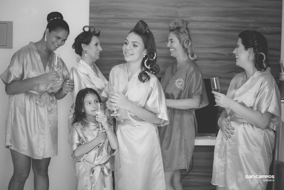 dani campos fotografia, fotografia de casamento, fotografos no litoral, noivas, casamento, casamento na praia, casamento na igreja, amor de noiva, vestidos de noivas, litoral de sao paulo, dia da noiva, caraguatatuba, sao sebastiao, ilhabela, casar de dia