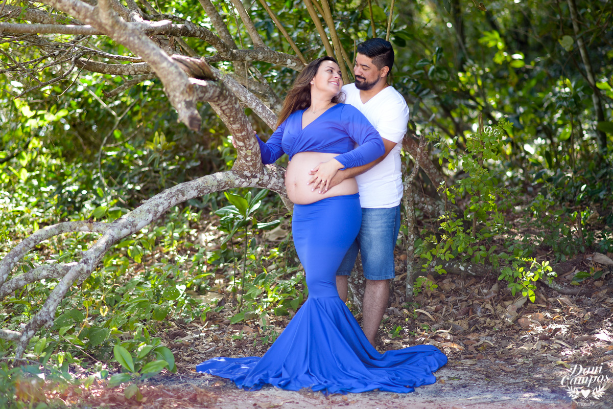 fotografia gestante gestante na praia ensaio fotografico gestante Ilha Bela fotografo no litoral norte dani campos fotografia