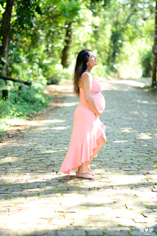 ensaio gestante gravida na praia dani campos fotografia fotografos no litoral ensaio gravida maternidade ubatuba ruinas da laginha mae de menina